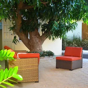 Homey Vacation And Carrental Willemstad